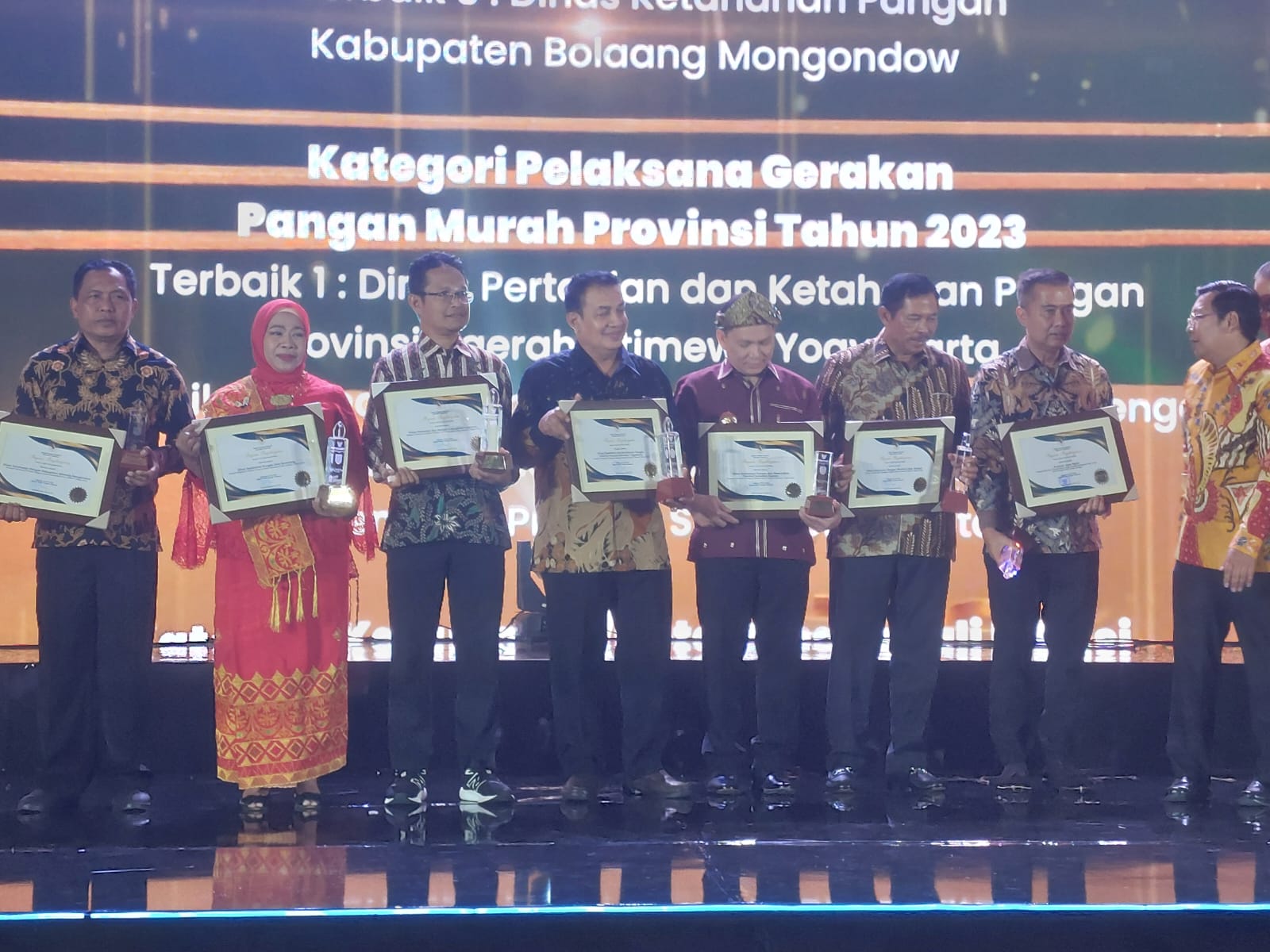 Kota Semarang Raih Penghargaan Pelaksana Gerakan Pangan Murah Terbaik 2 Nasional