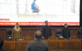 Dewan Tetapkan Raperda Perubahan APBD 2024 Menjadi Perda