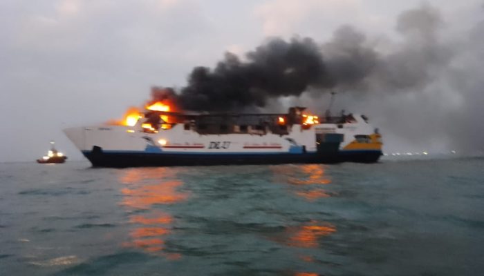 KM Kirana I Terbakar, KSOP Kelas I Tanjung Emas Pastikan Alur Pelayaran Tidak Terganggu