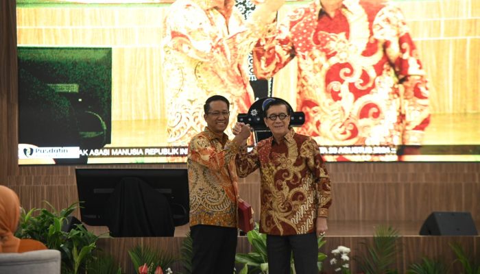Terima Jabatan Menkumham, Supratman Minta Kolaborasi Seluruh Jajaran Kemenkumham