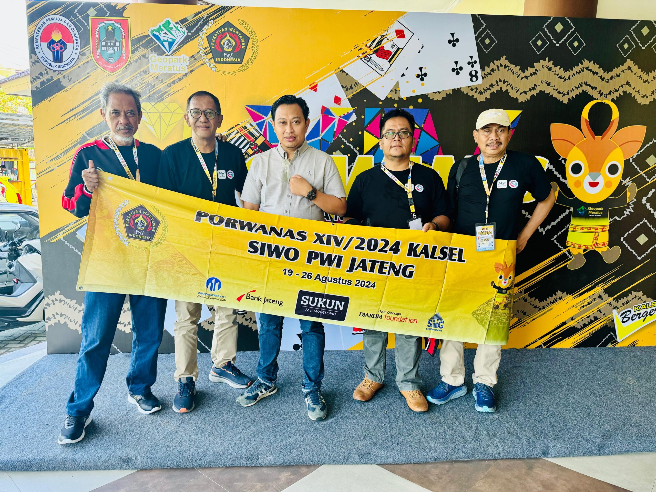Tim Bridge Siwo PWI Jateng Sumbang Medali Perak