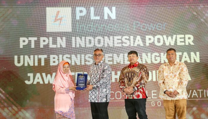 PLN dan Pertamina Raih Penghargaan di Eco Tech Pioneer Sustainability Award 2024