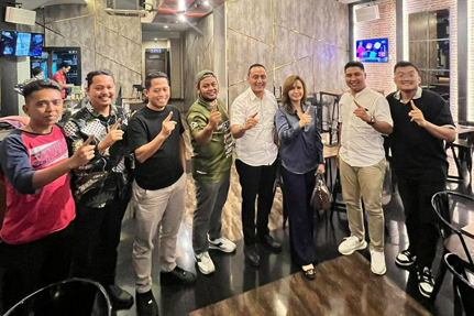 Paslon Agustina-Iswar Dapat Dukungan Suporter Jaguar Rewo Rewo