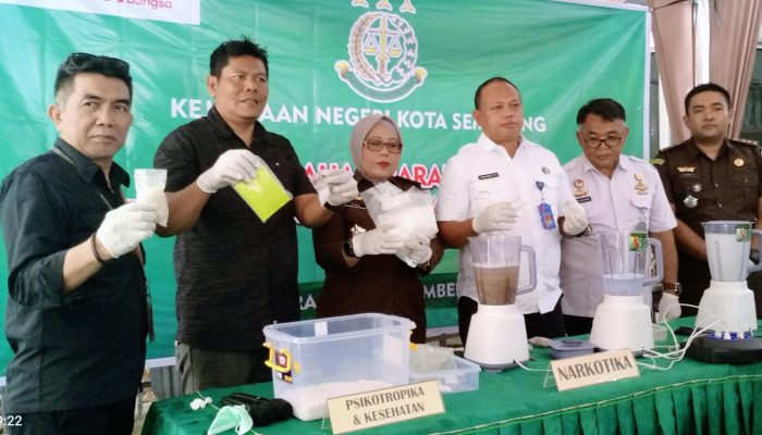 Kejari Kota Semarang Musnahkan 118 Barang Bukti Tindak Pidana Umum
