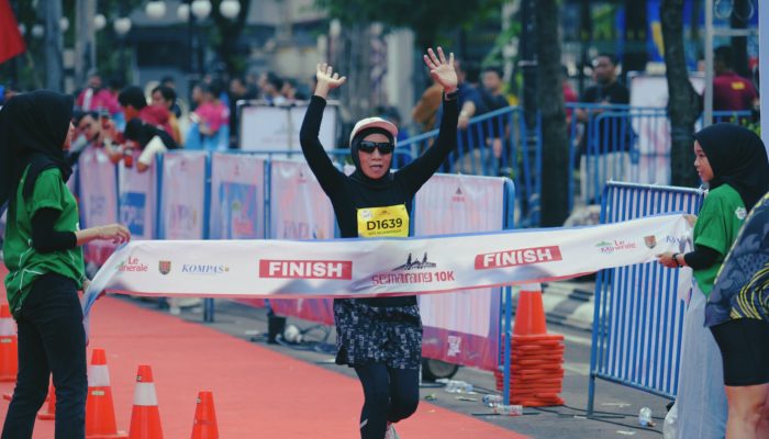 Sukses Digelar, Sebanyak 2.500 Pelari Ikut Meriahkan Ajang Semarang 10K