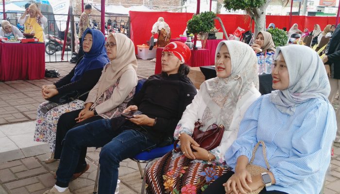 Chef Muto Jadi Juri, Puluhan Warga Pekalongan Antusias Ikuti Lomba Kreasi Kuliner Khas Pekalongan