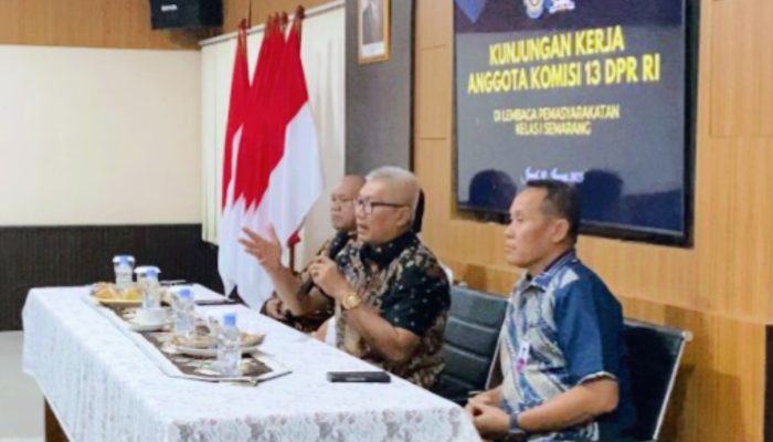 Untuk Mempererat Sinergi Yang Kuat, Anggota Komisi 13 DPR RI Kunjungi Lapas Semarang