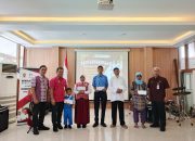 Disdik Kota Semarang Salurkan Bantuan Pendidikan Bagi Siswa Kurang Mampu