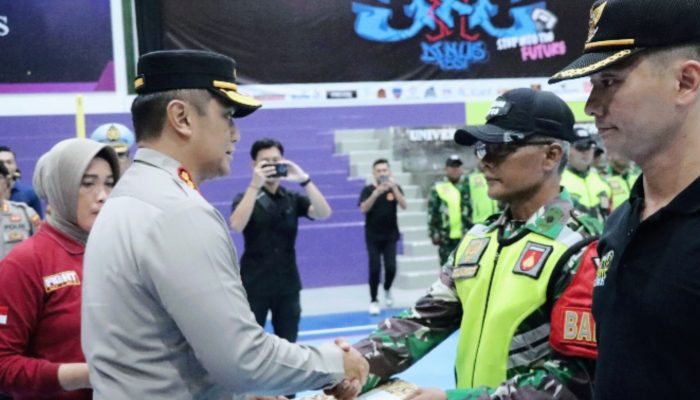 Kapolrestabes Semarang Pimpin Apel Kamtibmas Untuk Perkuat Kemitraan Antara Penegak Hukum dan Masyarakat