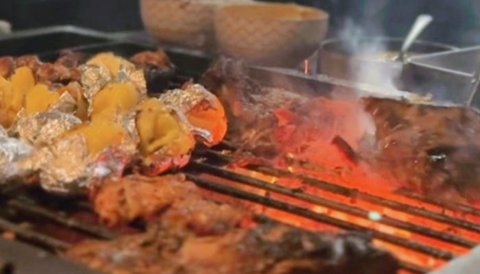 Rooms Inc Hotel Semarang Gelar Perayaan Valentine Barbeque Grill Penuh Cinta