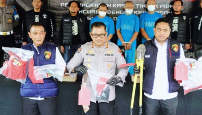 Tiga Perampok Bersajam di Pati Dibekuk Polisi Usai Gondol Uang Ratusan Juta Dari Pedagang Kelontong
