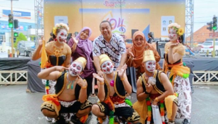 Dindikbud Kabupaten Purworejo Sabet Juara III Lomba Nyanyi Lagu Jawa Campursari dan Juara I Yel-Yel
