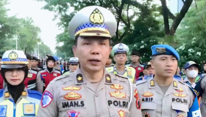 Gelar Sosialisasi, Satgas Operasi Keselamatan Candi 2025 Berikan Edukasi Kepada Pengguna Jalan Raya di CFD Semarang