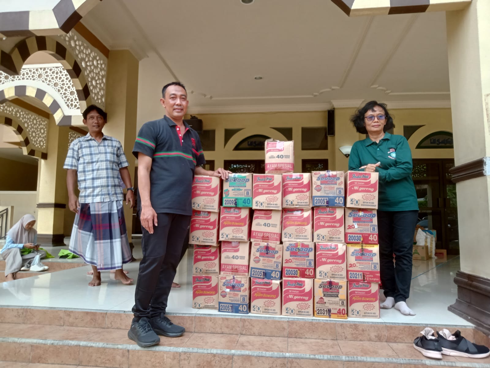 Gerak Cepat, Pemkot Semarang Salurkan Bantuan untuk Warga Terdampak Genangan