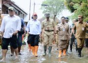Banjir Tak Kunjung Surut, Wali Kota Semarang Gerak Cepat Langsung Meninjau Lokasi di Kelurahan Gebangsari Genuk