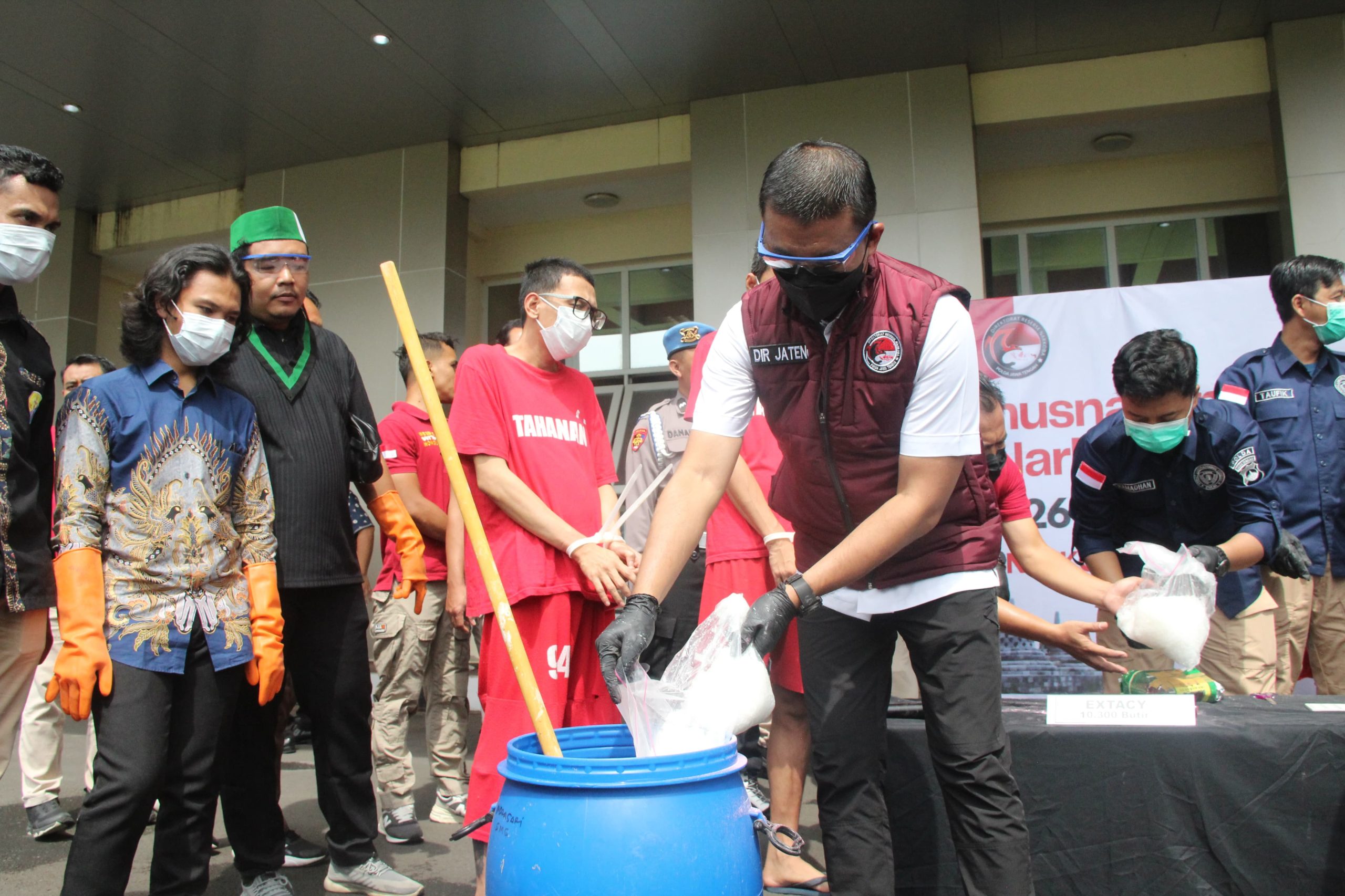 Polda Jateng Musnahkan 25kg Sabu dan 10 Ribu Pil Ekstasi