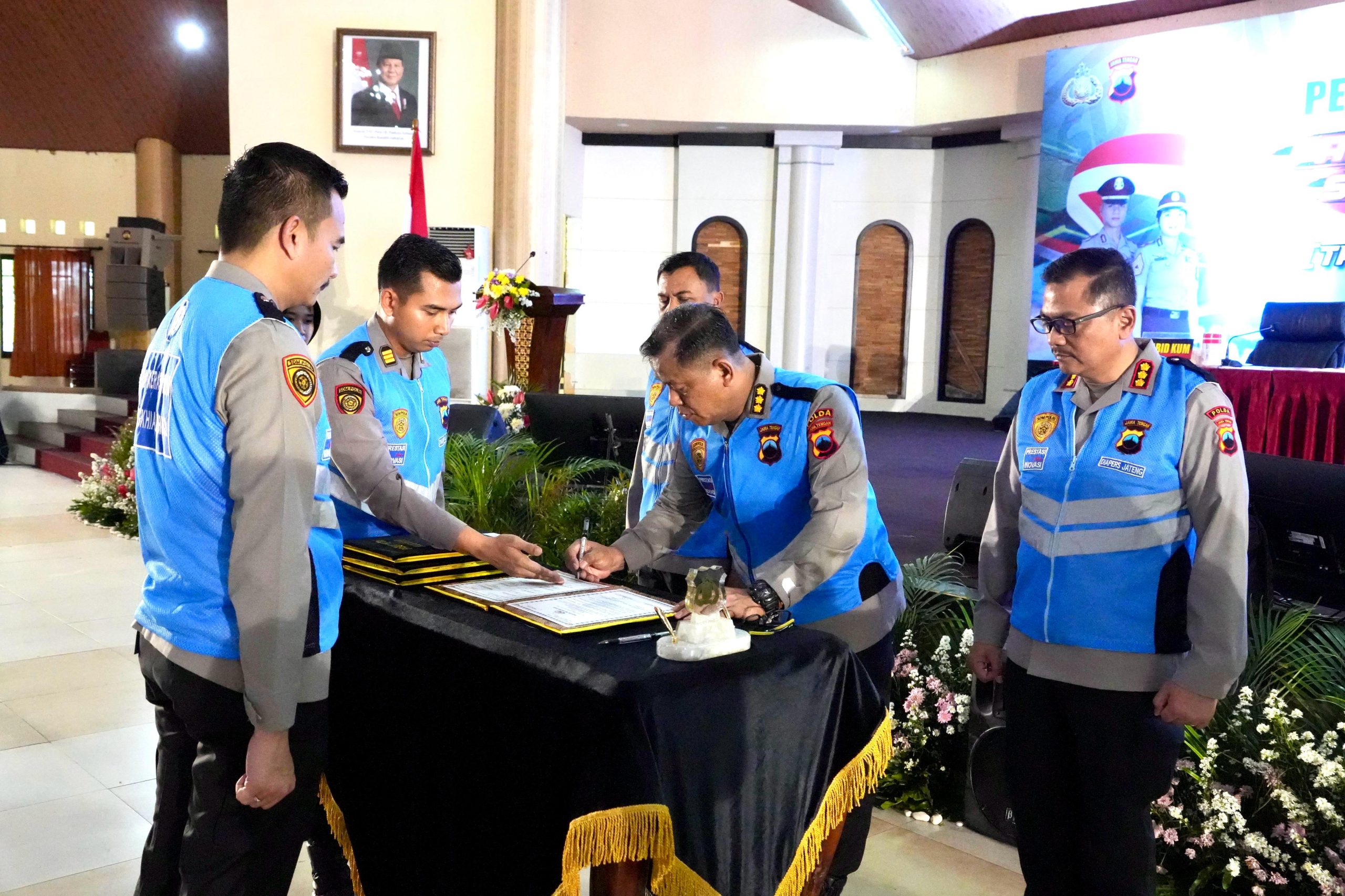 Bersih, Transparan, Akuntabel dan Humanis Diterapkan Polda Jateng dalam Memerangi Pungli dalam Perekrutan Anggota Polri