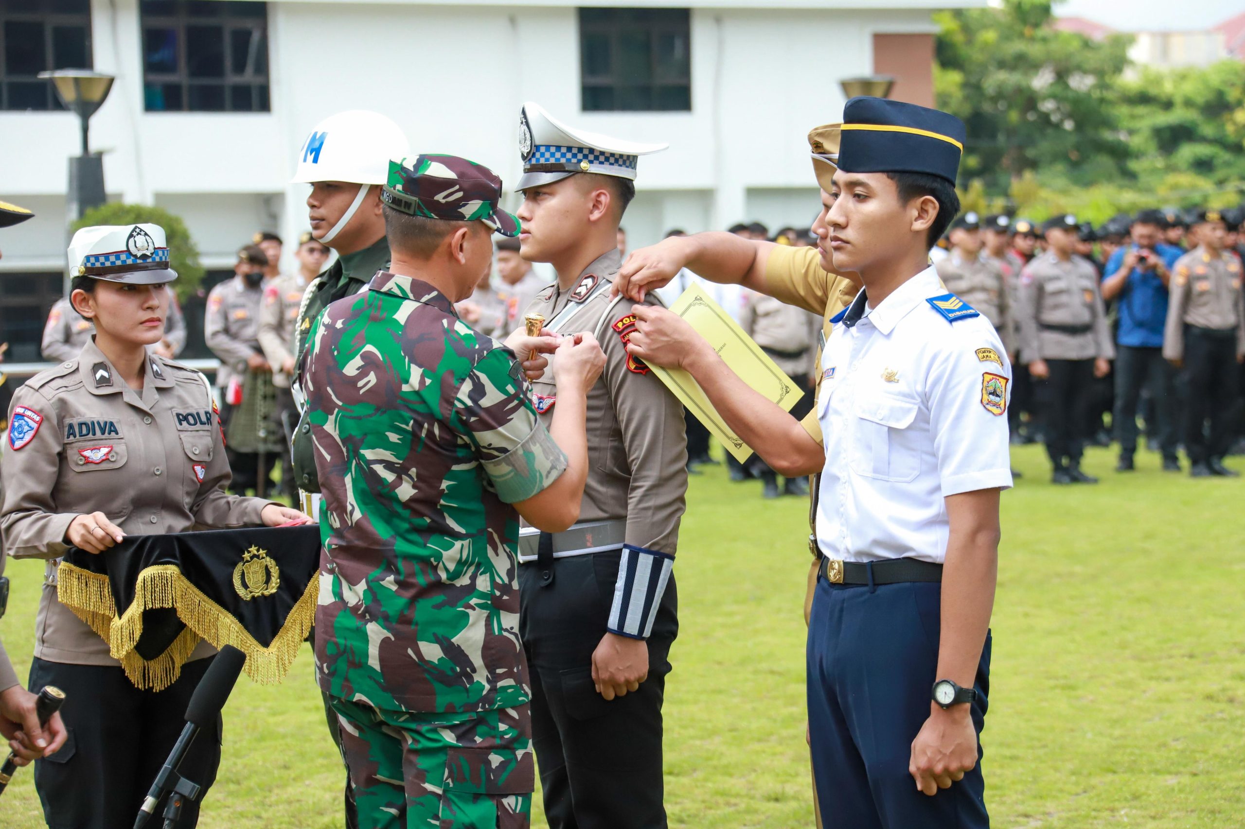 Polda Jateng Gelar Pasukan Operasi Ketupat Candi 2025, Siapkan 14 Ribu Personel untuk Amankan Arus Mudik