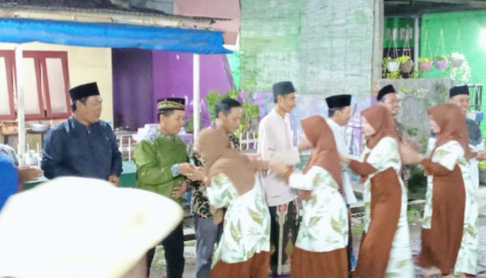 Warga Sawojajar RT 08 Kelurahan Krobokan Semarang Gelar Halalbihalal Dengan Harmonis
