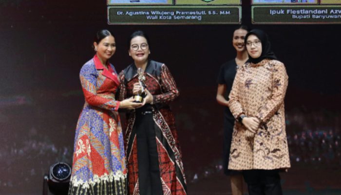 Wali Kota Semarang Kembali Raih Penghargaan Women’s Inspiration Award