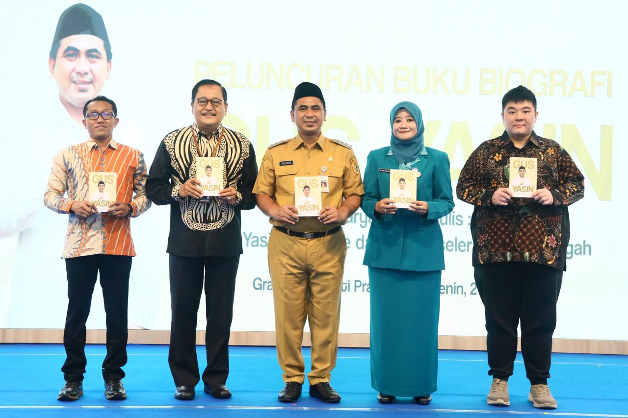 Gus Yasin Institute dan Tim Akselerasi Jawa Tengah, Luncurkan Buku Biografi Gus Yasin
