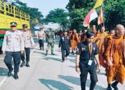 187 Personil Kepolisian Kawal Perjalanan 36 Biksu Yang Melintas di Semarang