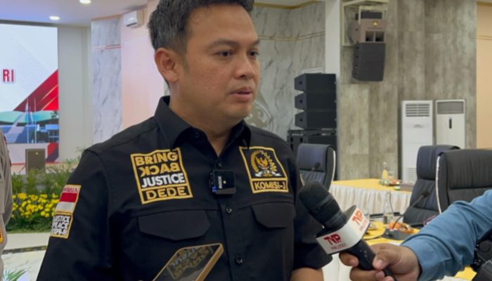 Wakil Ketua Komisi III DPR RI Kecam Aksi Anarko Sandera Polisi Saat Demo