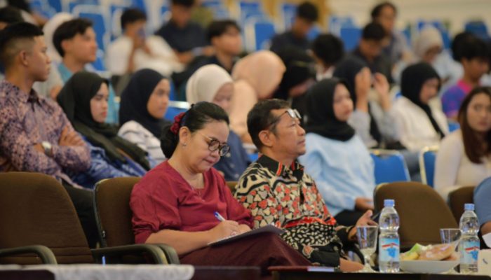 Wujudkan Pembangunan Inklusif, Wali Kota Semarang Buka Dialog Bersama BEM Undip