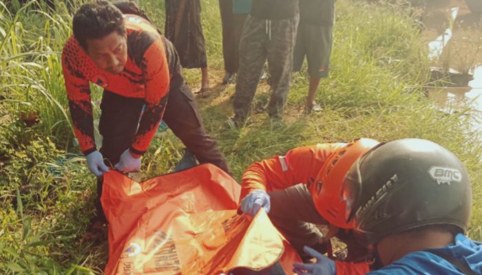 Seorang Anak Usia 13 Tahun Hanyut di Sungai dan Meninggal, Tim SAR Gabungan Berhasil Mengevakuasi Korban