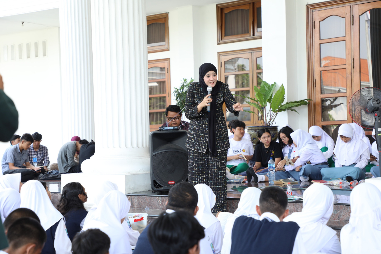 Bunda Literasi Jawa Tengah Ajak 150 Siswa 'Silent Reader' di Wisma Perdamaian Semarang