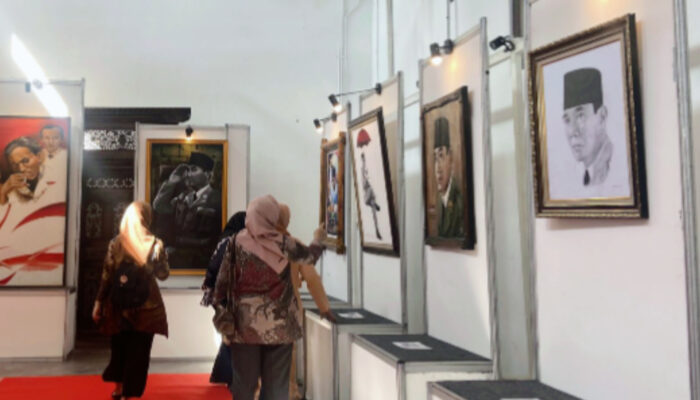 Selami Semangat Juang Presiden Pertama RI Lewat Pameran Lukisan Bung Karno di Oudetrap Semarang, Gratis Untuk Umum