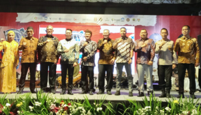 Digelar Lima Hari, Wali Kota Magelang Resmi Membuka Pameran Nasional Magelang Fair 2025 Untuk Tingkatkan Perekonomian Daerah