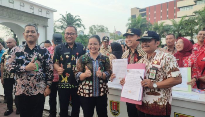 Jalankan Rekomendasi KPK Pasca Penindakan, Semua PPKom Serta PA di Pemkot Semarnag Tanda Tangani Pernyataan Integritas Pengadaan Barang dan Jasa