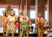 Pagelaran Wayang Orang on The Street Sukses Digelar, Wali Kota Semarang Turut Ambil Peran Sebagai Tokoh Sang Hyang Wenang