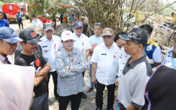 Tinjau Dua Lokasi Kebakaran, Wali Kota Semarang Tekankan Pentingnya Kewaspadaan Masyarakat