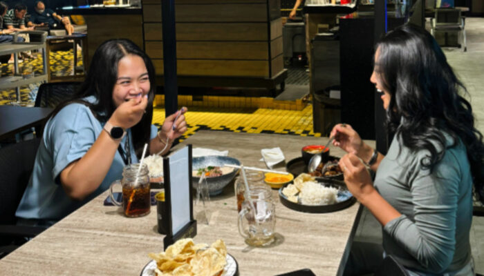 Hidangan Nusantara Dengan Sentuhan Premium, Salmon Mangut dan Salmon Lodeh Jadi Andalan Hotel Rooms Inc Semarang