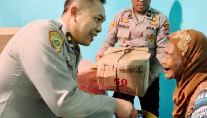 Polres Purbalingga Bedah Rumah Lansia di Desa Panusupan