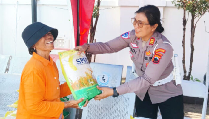 Polri Hadir untuk Masyarakat, Satlantas Polrestabes Semarang Gelar Gerakan Pangan Murah