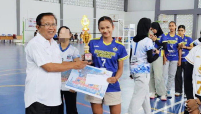 Kembali Meraih Juara, Tim Bola Voli Universitas Semarang Terus Berinovasi