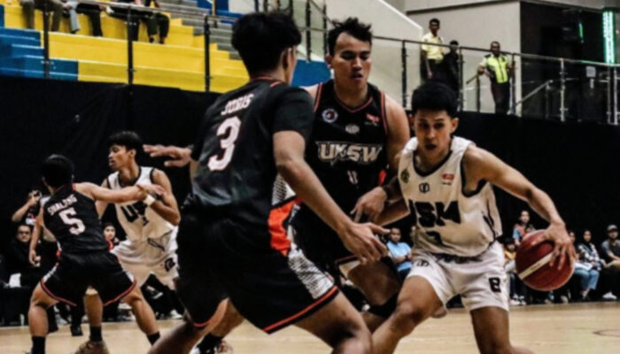 Tim Bola Basket USM Bawa Pulang Dua Piala Liga Mahasiswa 2025