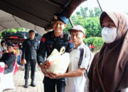 HUT Brimob Polri Ke-80, 500 Warga Kelurahan Srondol Wetan Semarang Ramaikan Pasar Sembako Murah dan Pemeriksaan Kesehatan Gratis