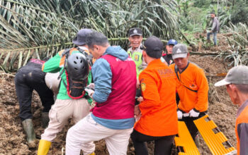 Dua Korban Meninggal Dunia Tanah Longsor di Banjarnegara Berhasil Dievakuasi Oleh Tim SAR Gabungan