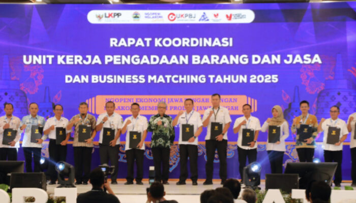 Unit Kerja Pengadaan Barang/Jasa Kota Semarang Raih Penghargaan Level Proaktif Tingkat Nasional