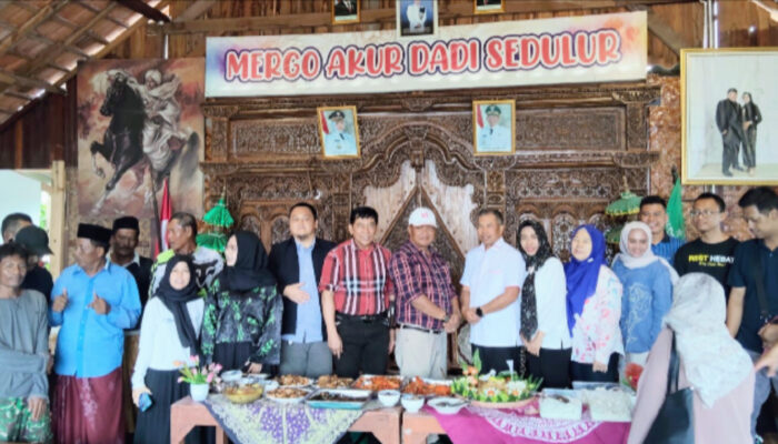 Rektor USM Laksanakan Pengabdian kepada Masyarakat di Desa Surodadi Demak