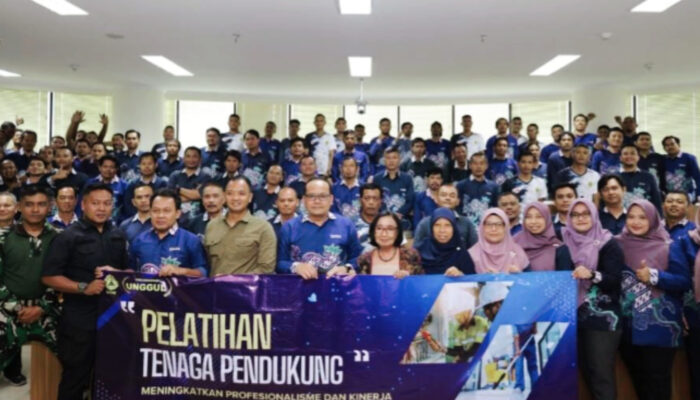 Wujudkan Pelayanan Memuaskan, Tenaga Penunjang USM Dibekali Pelatihan