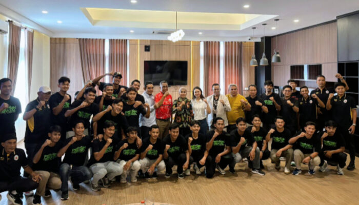 Bupati Kendal Beri Motivasi dan Bonus untuk Persik Kendal Usai Lolos 8 Besar di Liga 4 Jateng