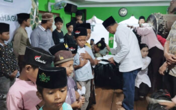 USM Hadir untuk Masyarakat, Rektor Supari Beri Bantuan Pendidikan bagi Anak Yatim