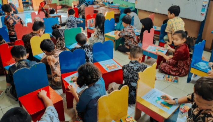 Rona Karya, Cara Kreatif Mahasiswa USM Tanamkan Cinta Batik pada Anak TK