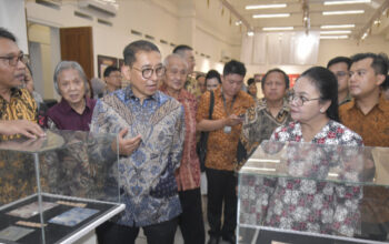 Lewat Pameran Filateli, Wali Kota Semarang dan Menteri Kebudayaan RI Fadli Zon Tegaskan Pentingnya Merawat Memori Bangsa