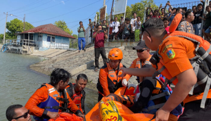 Setelah Tiga Hari Pencarian, Muklisin Ditemukan Tak Bernyawa di Sungai Kalijajar Demak